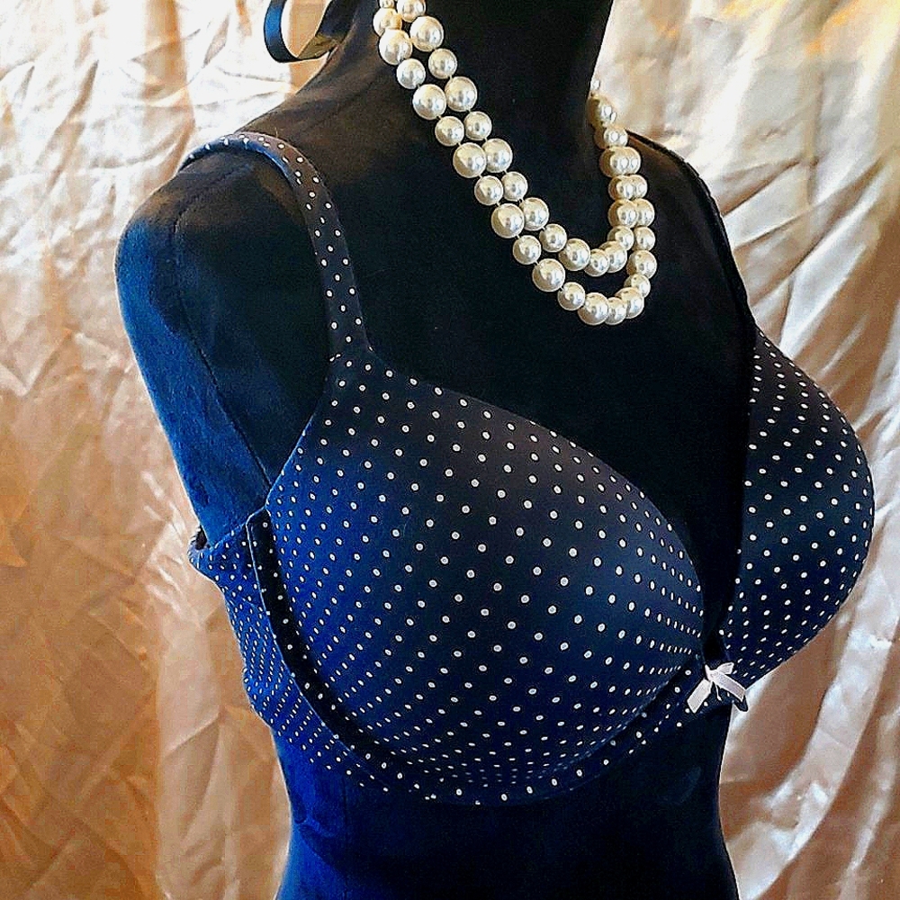 Polka-dot Body By Victoria Push-up 38DD 38E EUC Underwire Bra